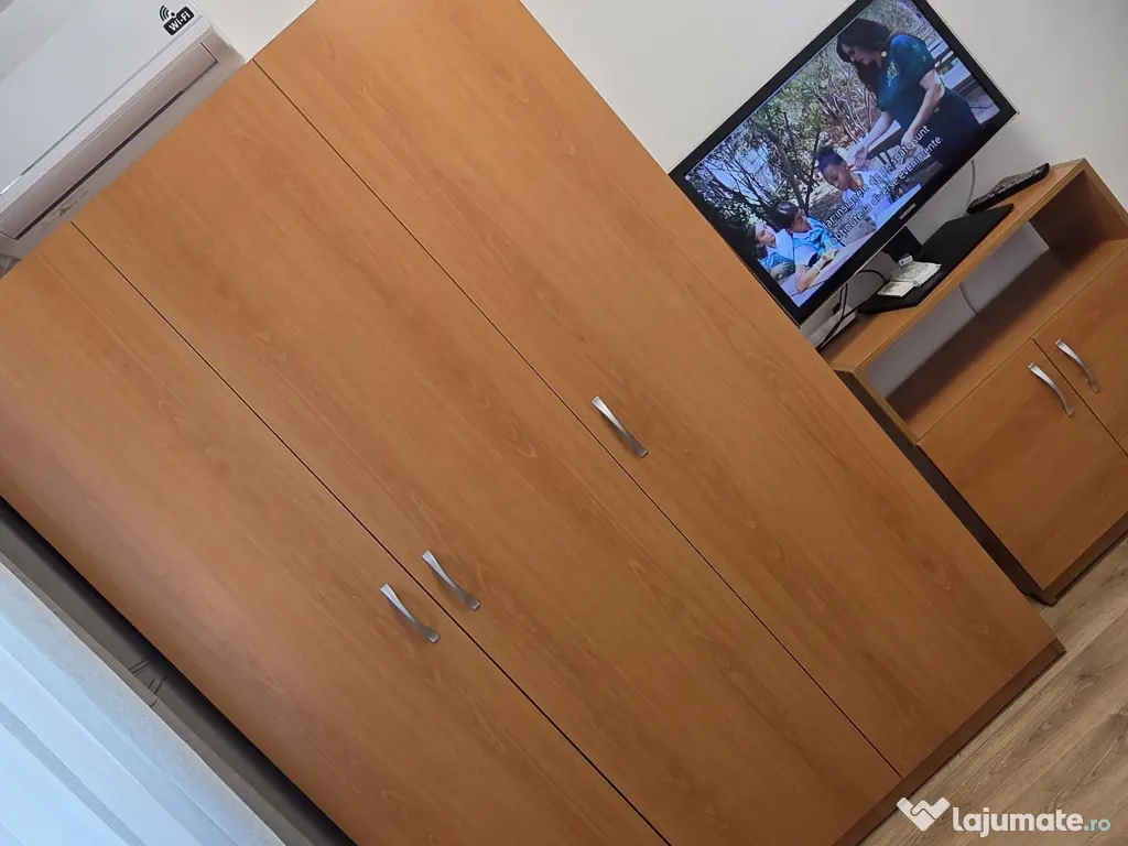 Inchiriez apartament 3 camere