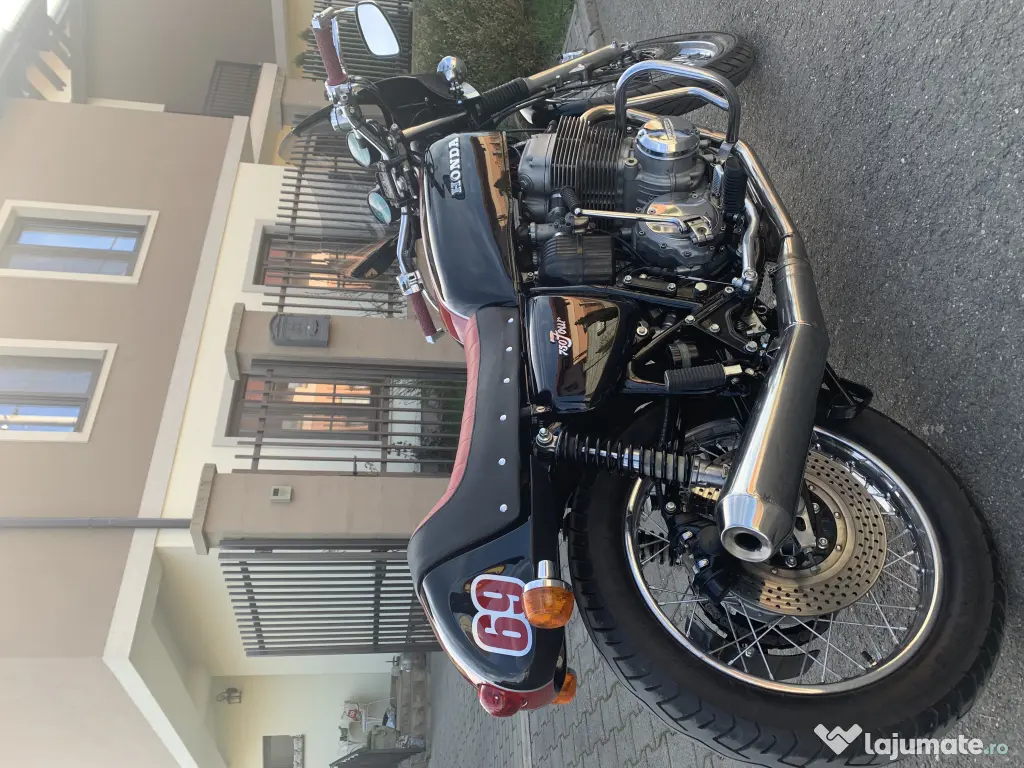 Motocicleta Honda CB 750 Cafe Racer 