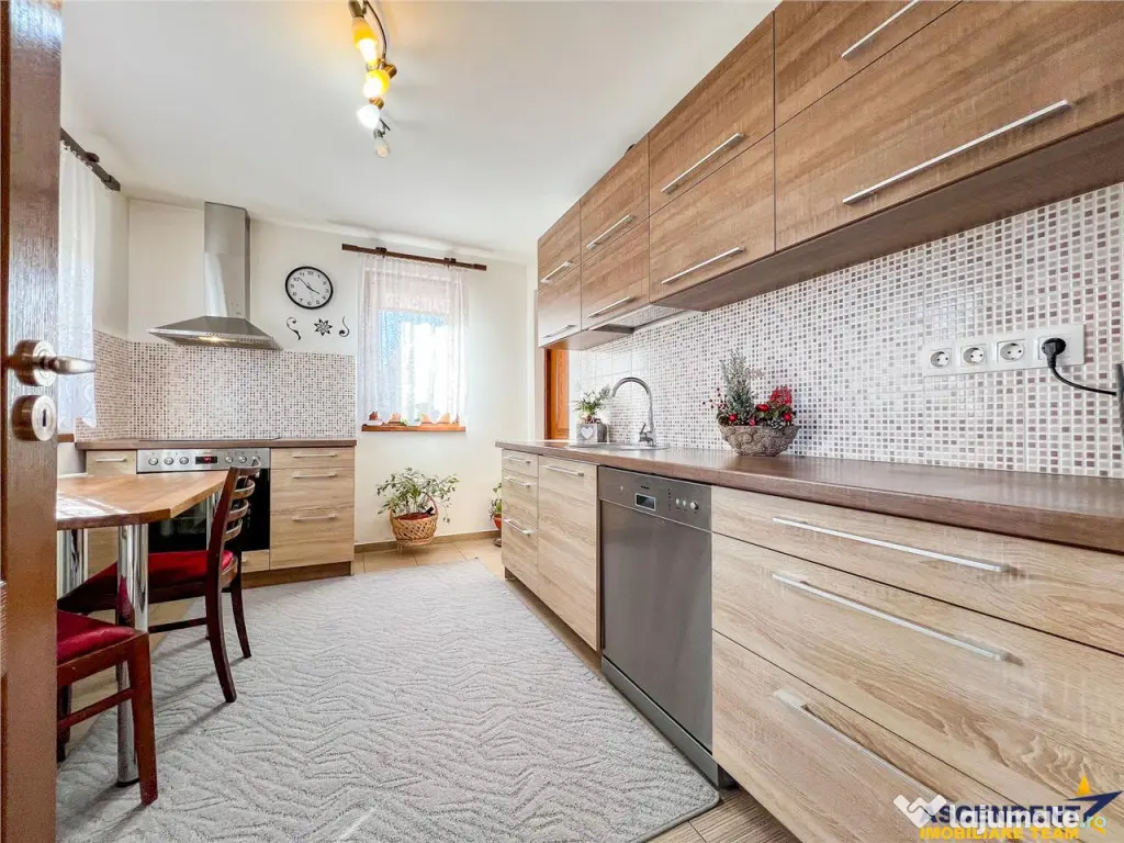 Film Tur 3D! Refugiu idilic la Arcus: confort modern imbrati 