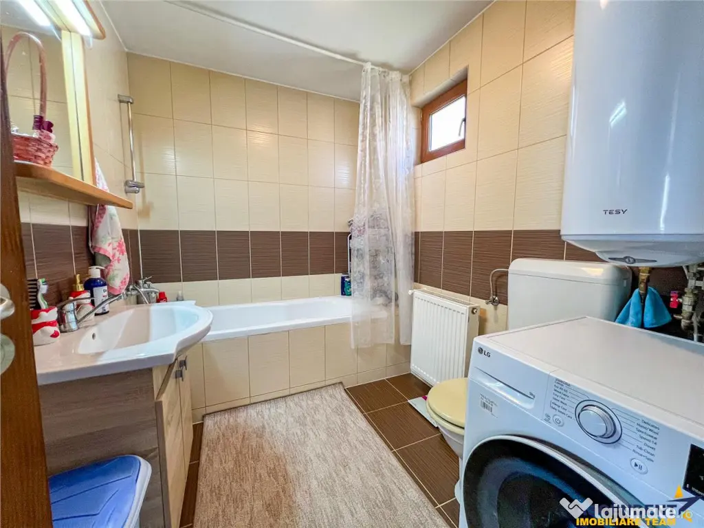 Film Tur 3D! Refugiu idilic la Arcus: confort modern imbrati 