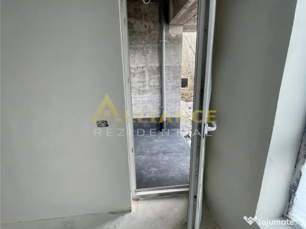 Garsoniera decomandata, 36 mp – 15 min metrou Aparatori... 