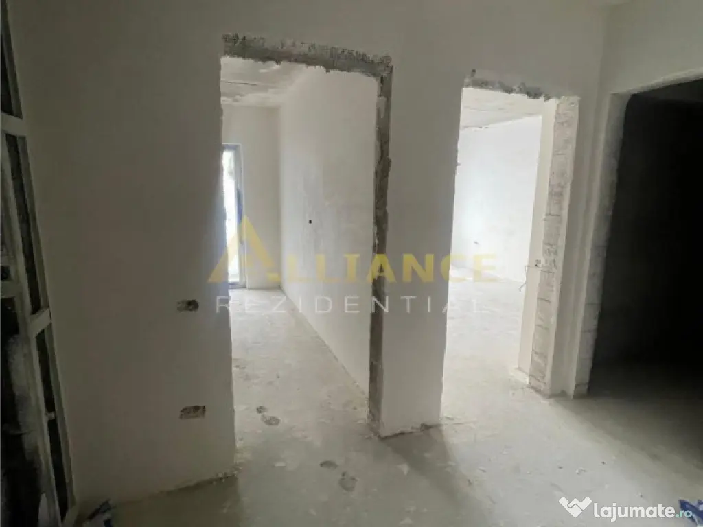 Garsoniera decomandata, 36 mp – 15 min metrou Aparatori... 