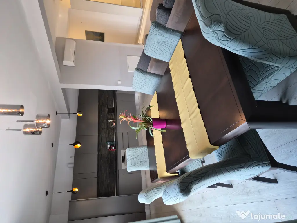 Inchiriez penthouse zona Pipera 