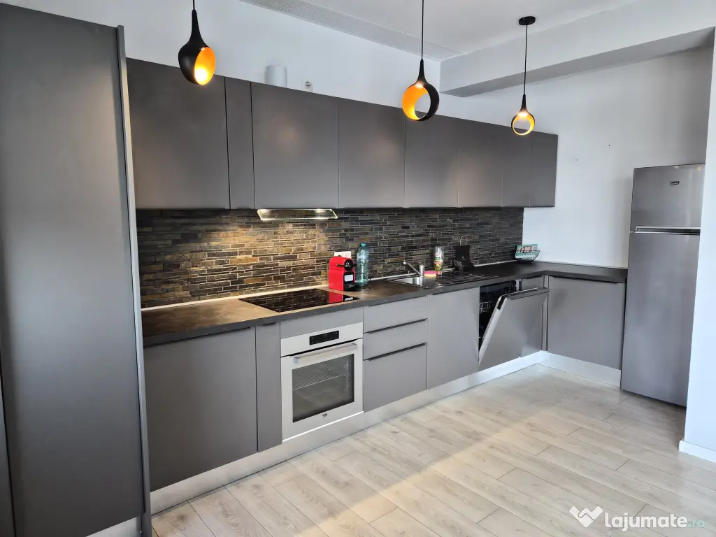 Inchiriez penthouse zona Pipera 