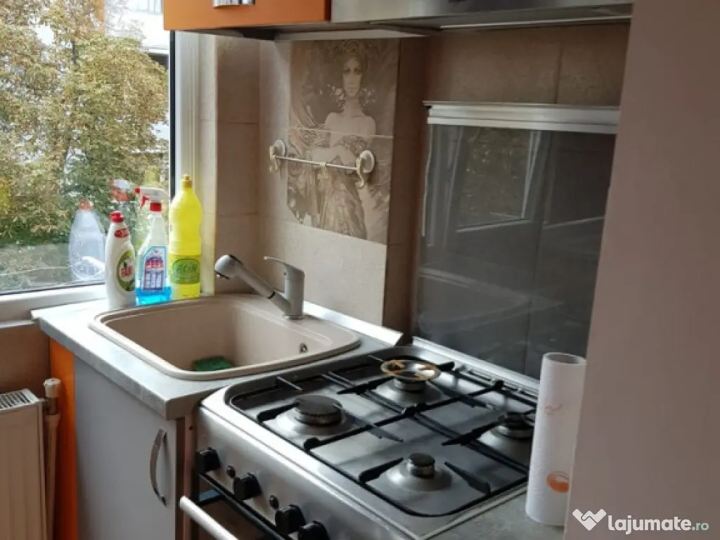 CAROL DAVILA 2 cam. cf1, dec, et.3/4 la 65900 euro