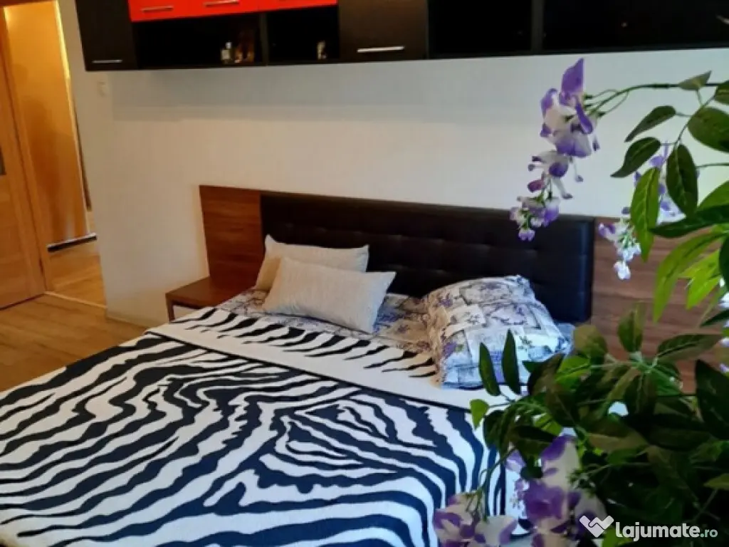 CAROL DAVILA 2 cam. cf1, dec, et.3/4 la 65900 euro