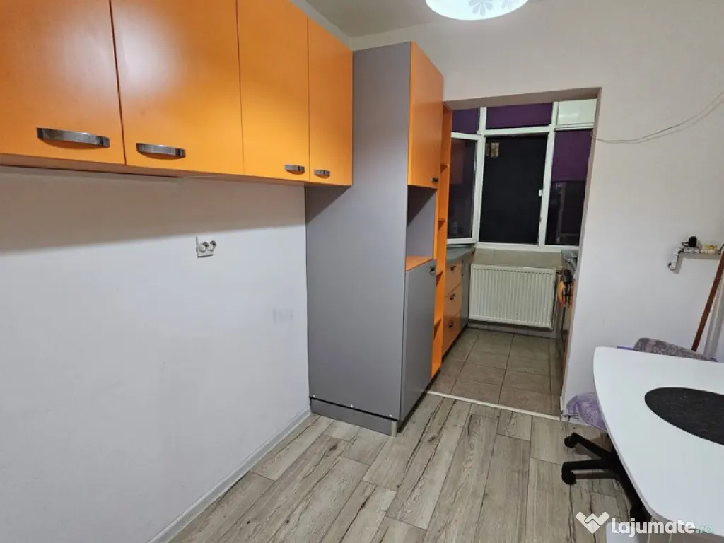 CAROL DAVILA 2 cam. cf1, dec, et.3/4 la 65900 euro