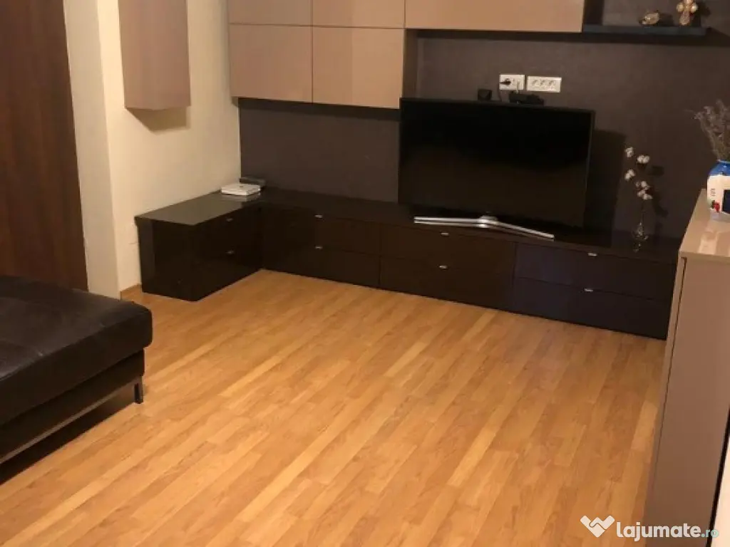 Timpuri noi,la Metrou,Ap.3 cam. 