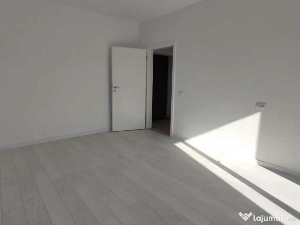 APARTAMENT 2 CAMERE, DECOMANDAT, BLOC NOU 