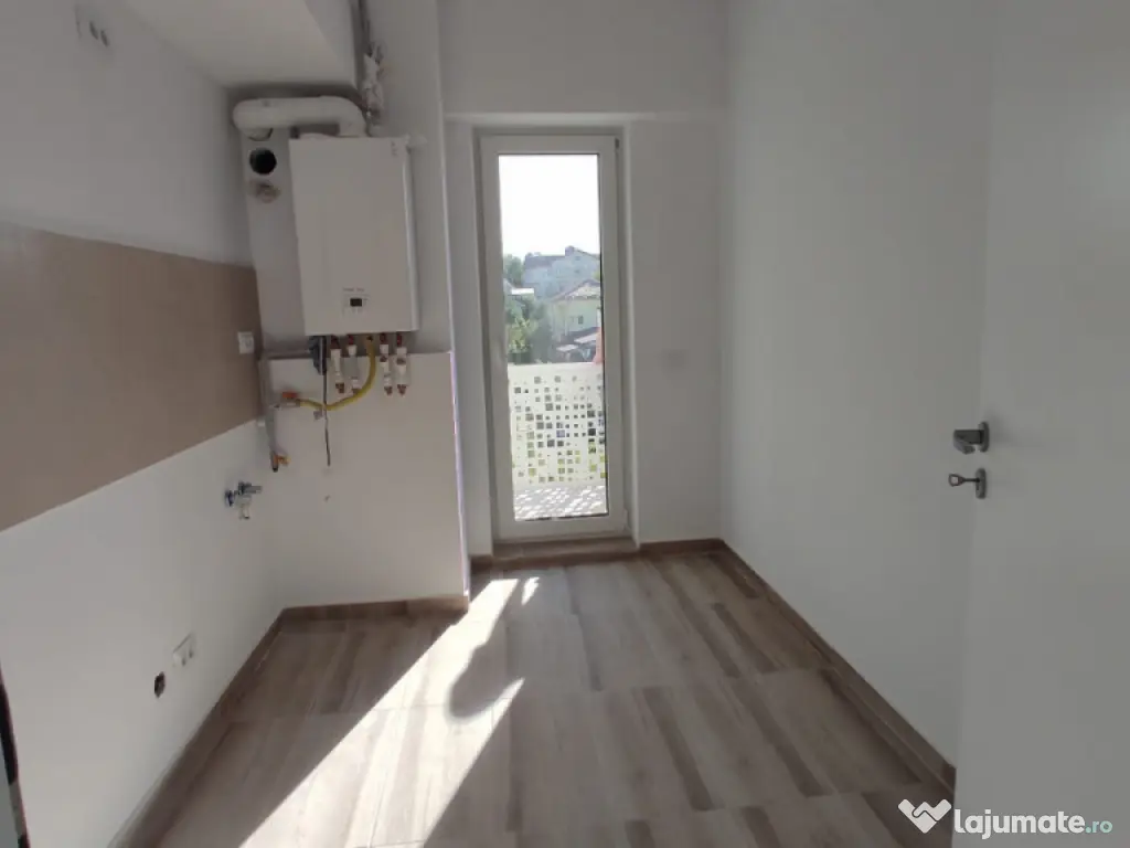 APARTAMENT 2 CAMERE, DECOMANDAT, BLOC NOU 