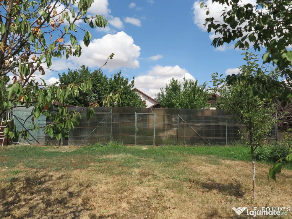 Loc de casa - Zona Aradul Nou 