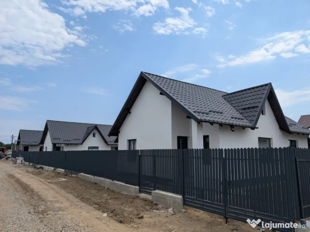 Casa 2025 Lilieci Rozelor (Apa, Canalizare, Gaz) terasa + be 
