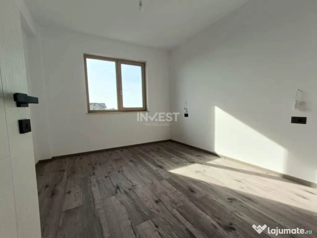 Vilă Duplex de Vânzare în Rediu, Iași