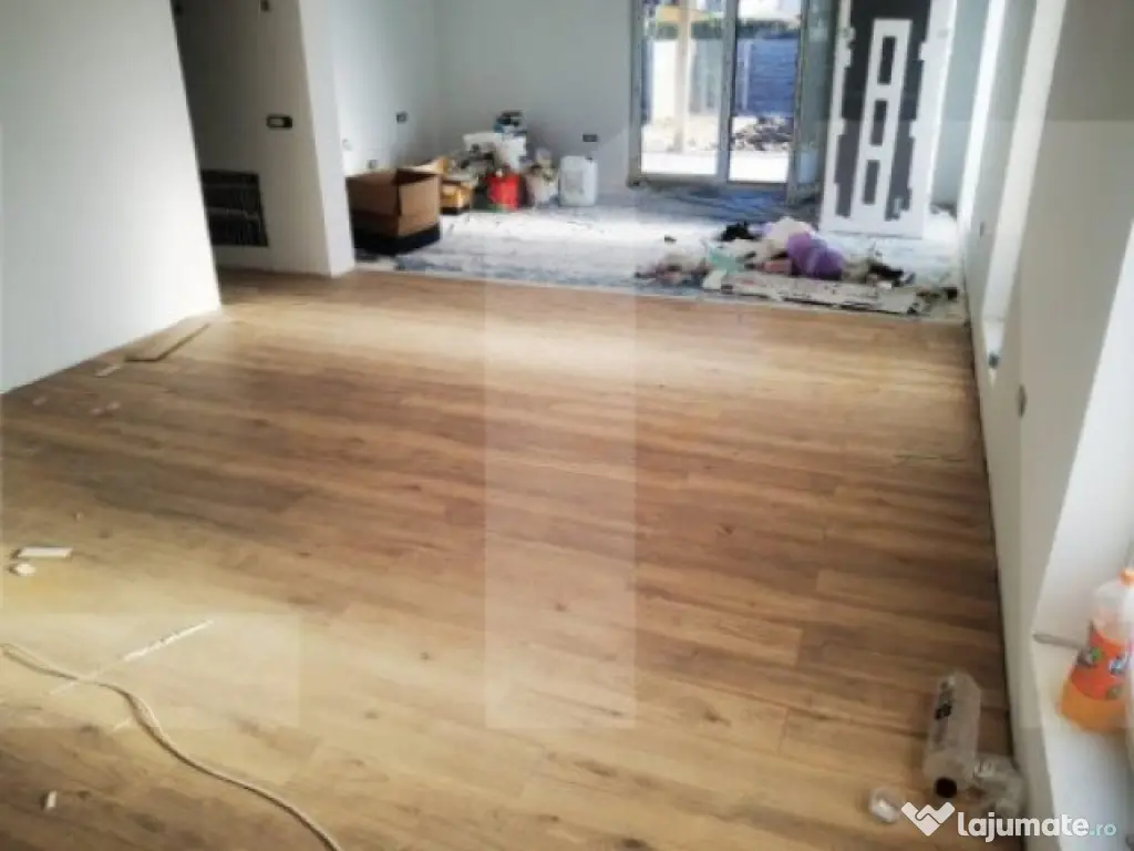 Duplex despărțit prin camera tehnica, Calea Urseni, Timiso