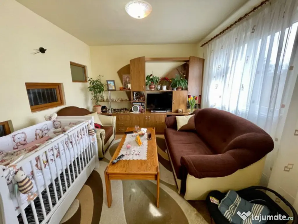 Apartament 2 camere, PARCARE, 43 mp utili, zona Garii