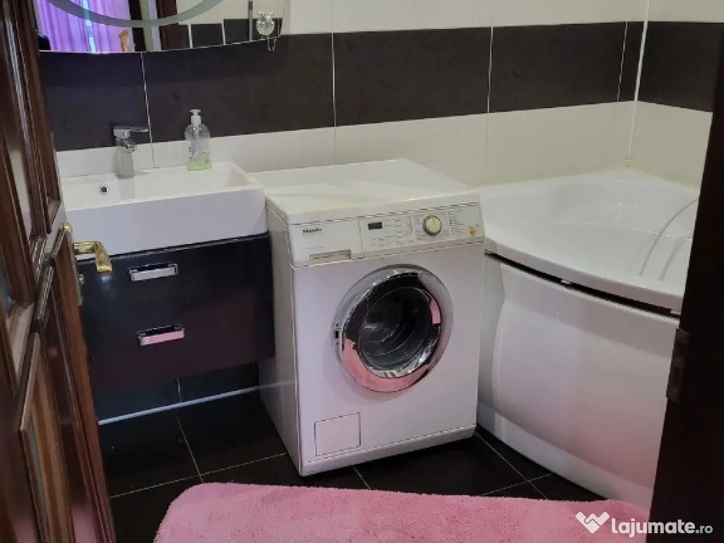 Inchiriez apartament cu 3 camere in zona Marasti