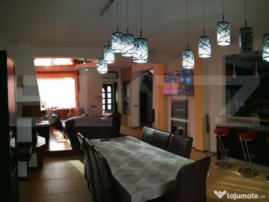 Casa de 500 mp utili, mobilata modern, 440 mp teren in Braso