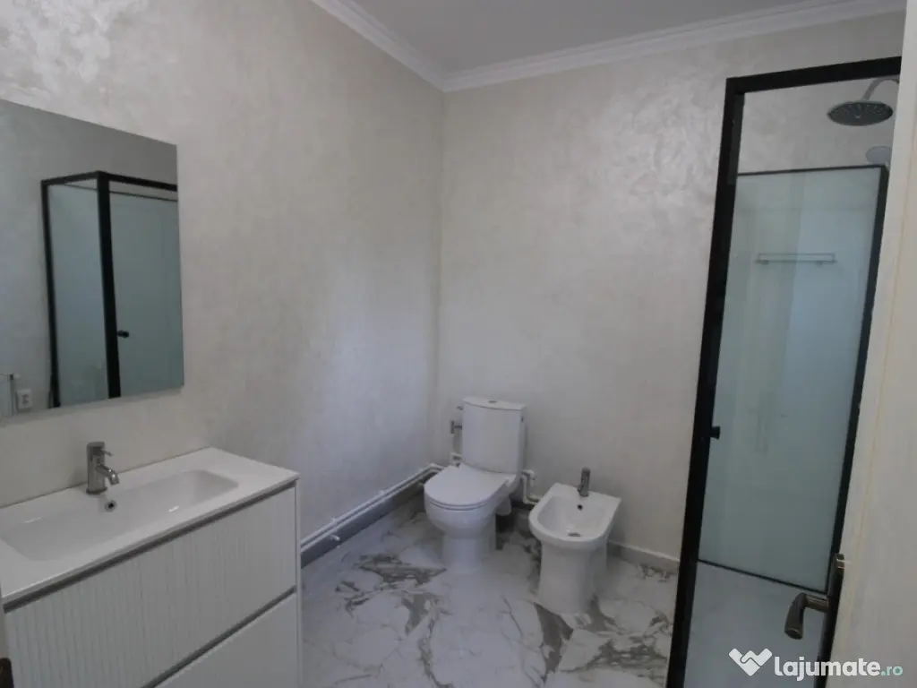 Casa in zona Siderurgistilor Vest construita in 2003