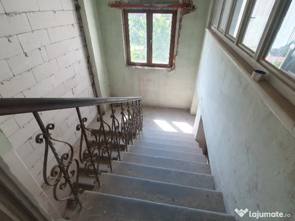 Apartament 5 camere zona Centrala - ID : RH-40460-property 