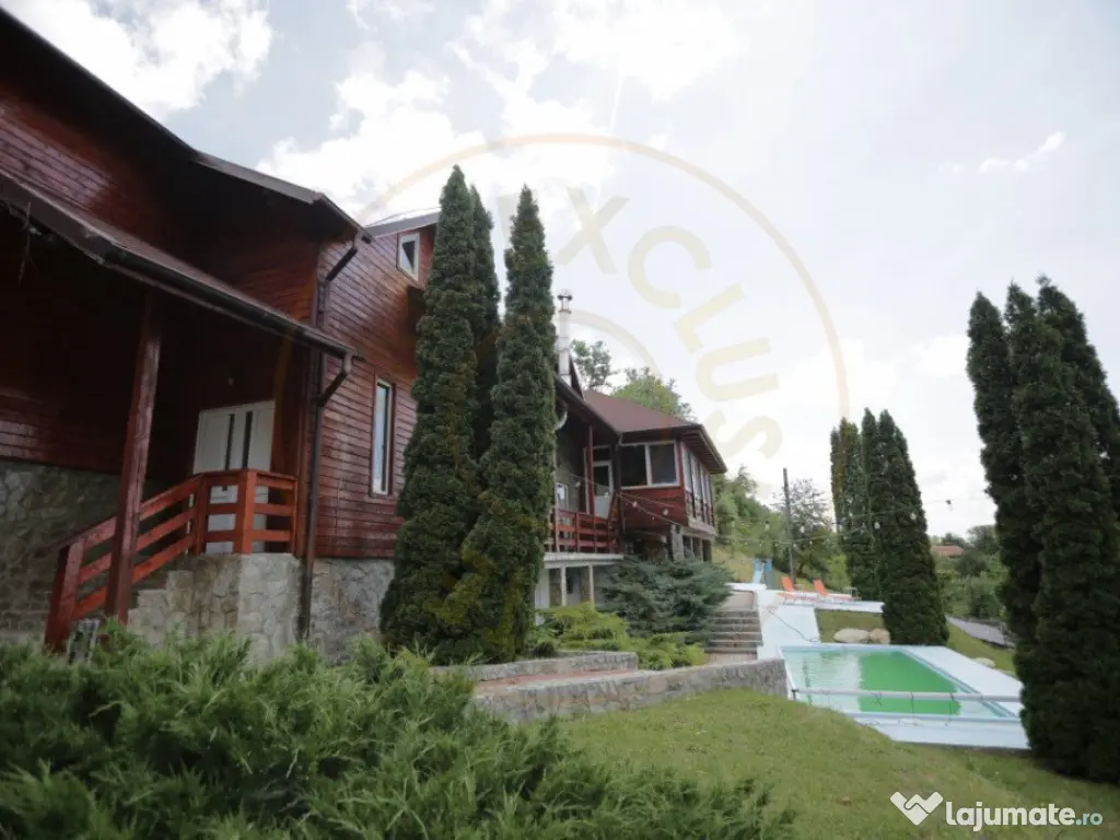 Pensiune in zona de munte-Baia de Fier 