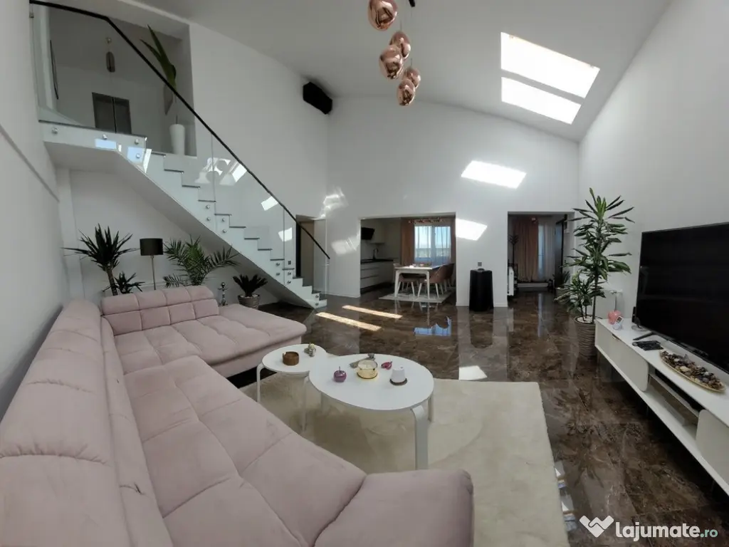 UNICAT în Brăila – Penthouse cu vedere la Dunăre