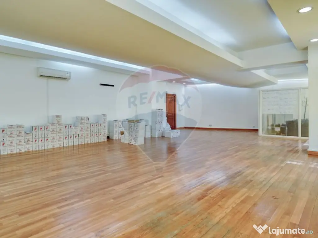 Birou de închiriat în clădire de birouri, Brașov, lâ... 