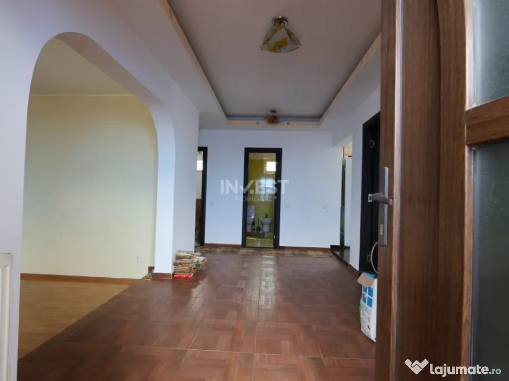 Casă de vânzare în Rediu – Spațiu Generos pentru Două