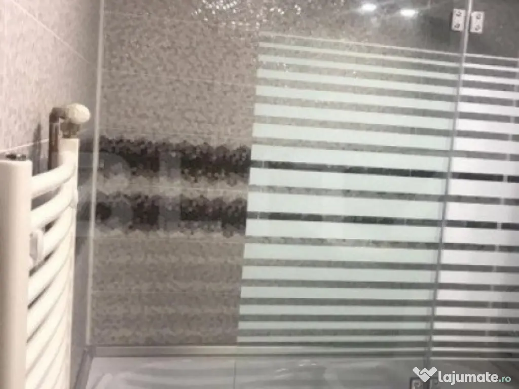 Garsoniera spatioasa, cu dressing