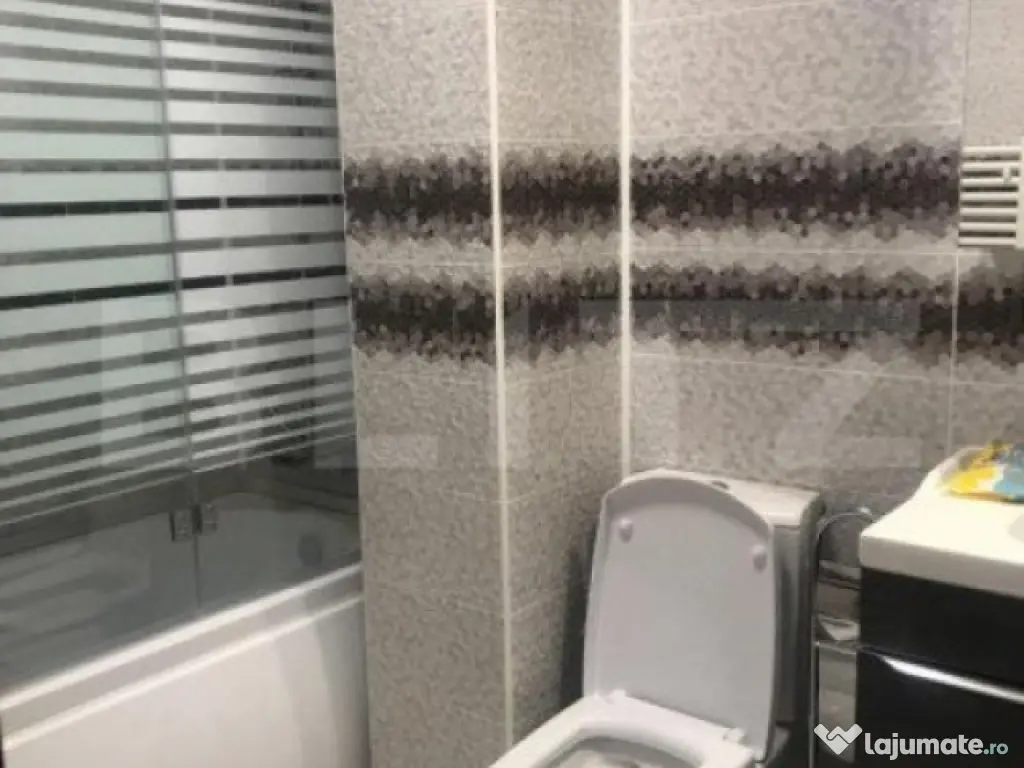 Garsoniera spatioasa, cu dressing