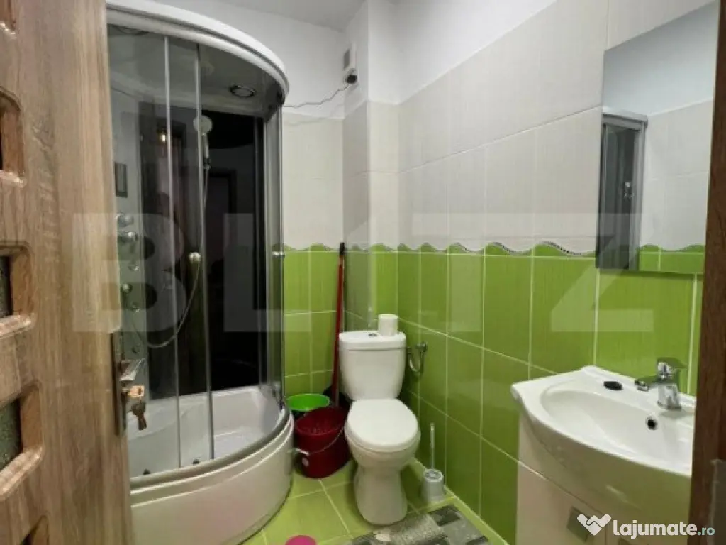 Apartament 2 camere, decomandat, 50 mp, parcare, zona Terra