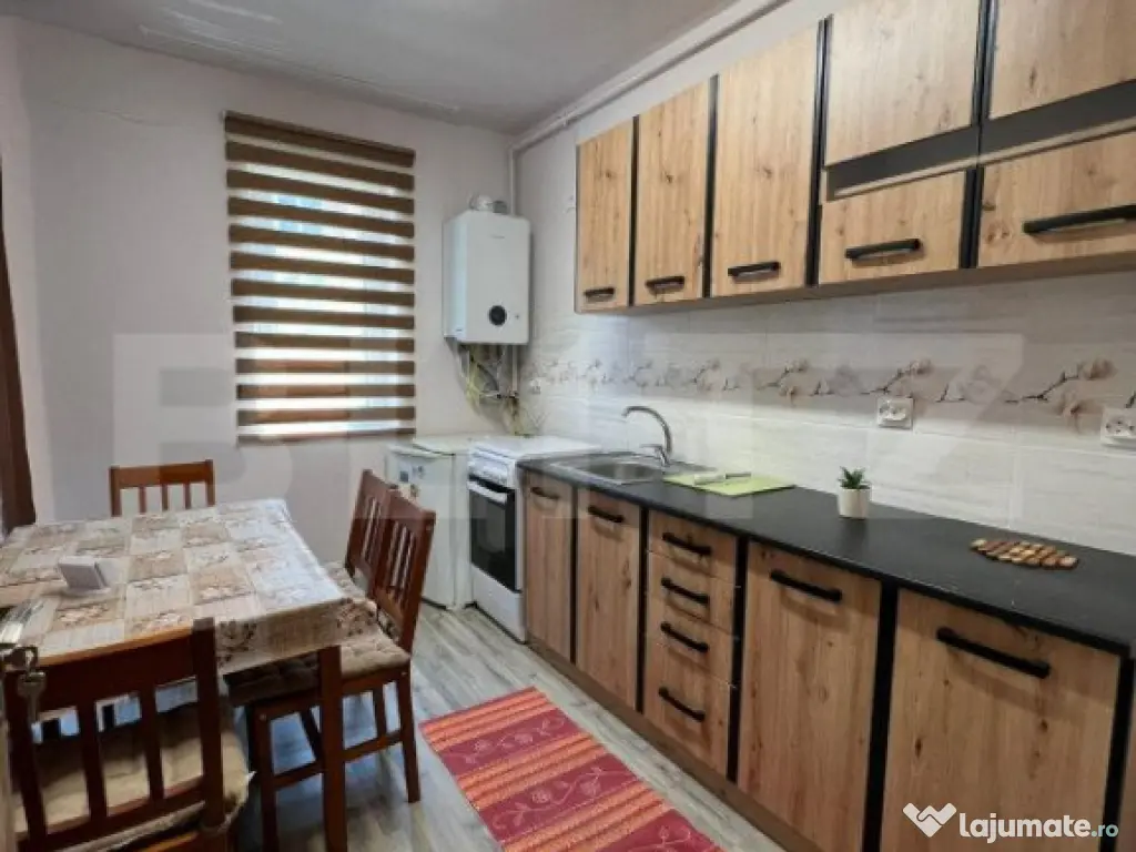 Apartament 2 camere, decomandat, 50 mp, parcare, zona Terra