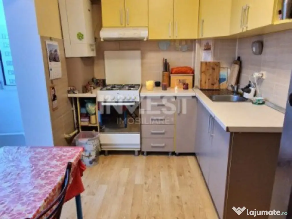 Apartament 2 camere, semidecomandat, etaj intermediar, 60 mp