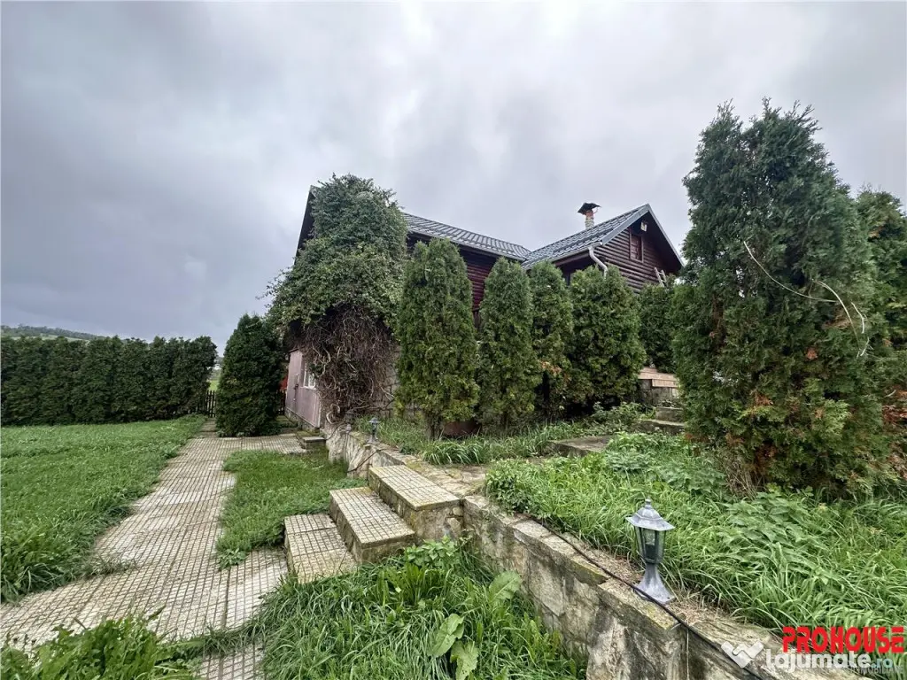 Vila de vacanta - D P M - teren 6.226mp 