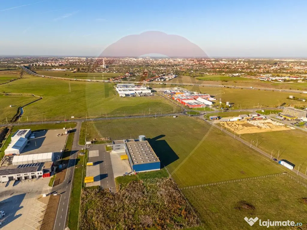 Teren 10,000mp Arad / DJ 682 