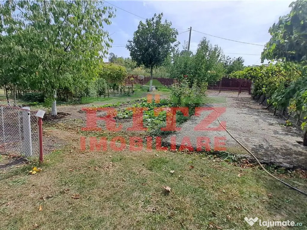 Casa Parter teren 500 mp in Perieti de /Schimb cu gars. 