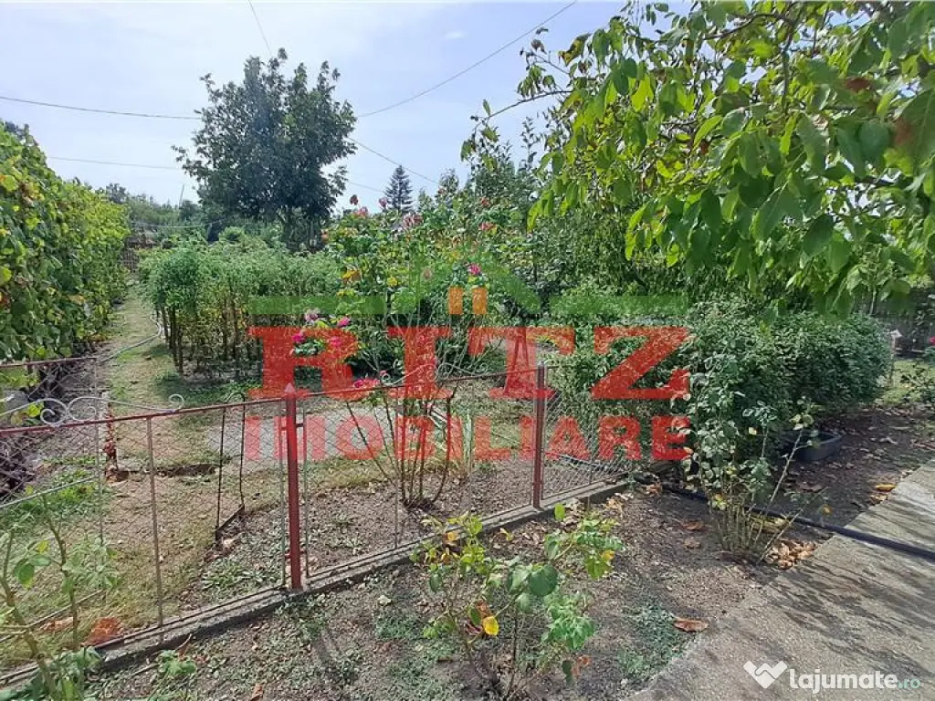 Casa Parter teren 500 mp in Perieti de /Schimb cu gars. 