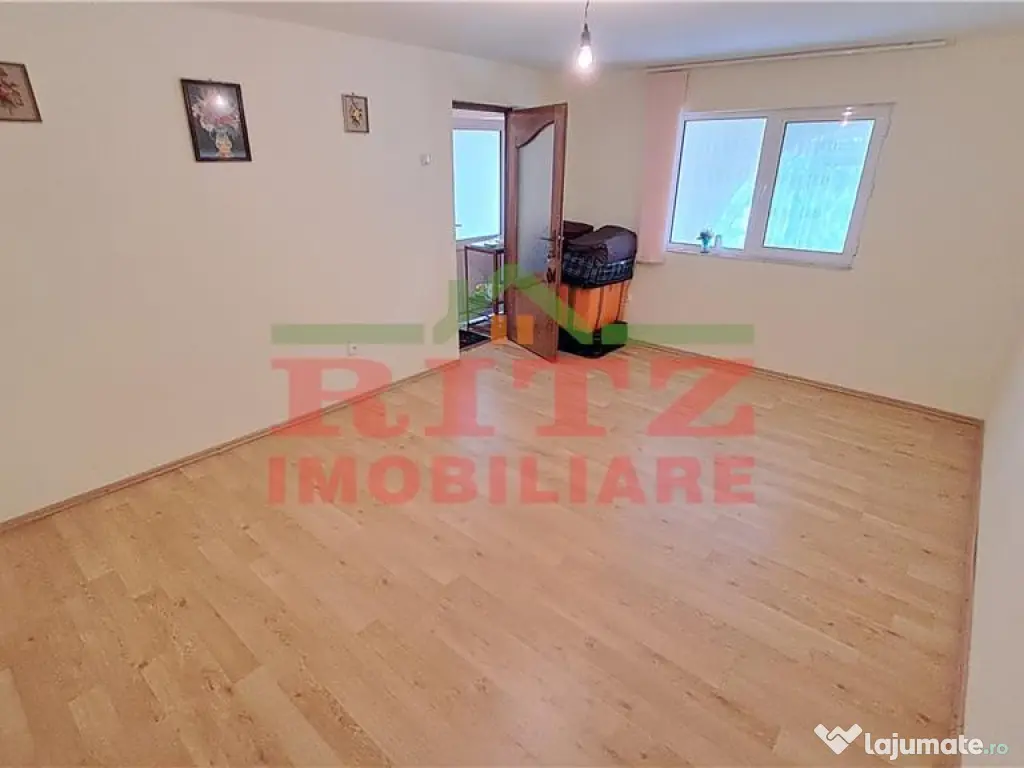 Casa Parter teren 500 mp in Perieti de /Schimb cu gars. 