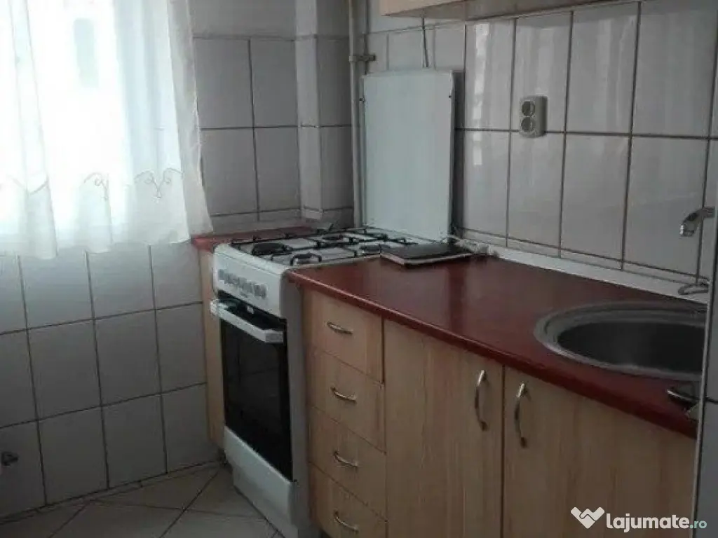 1 camera de inchiriat Edgar Quinet