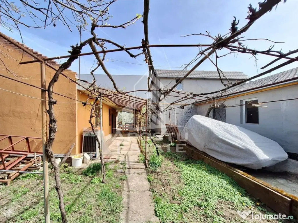 Casa “la gri” cu gradina, zona Calea Aurel Vlaicu - B...