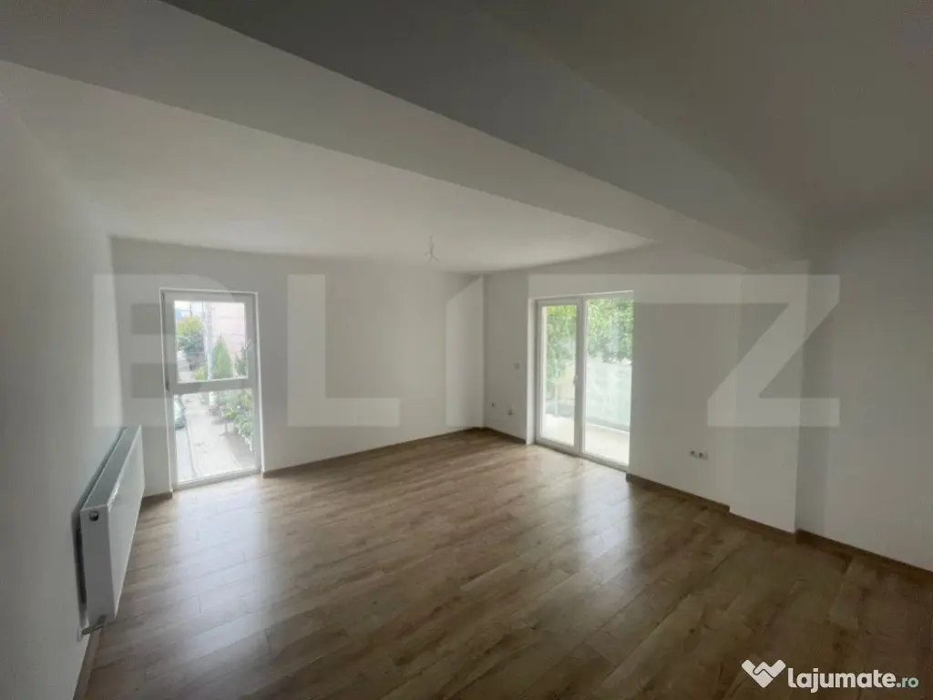 Apartament 3 camere, Decomandat, Sebes, Fara TVA