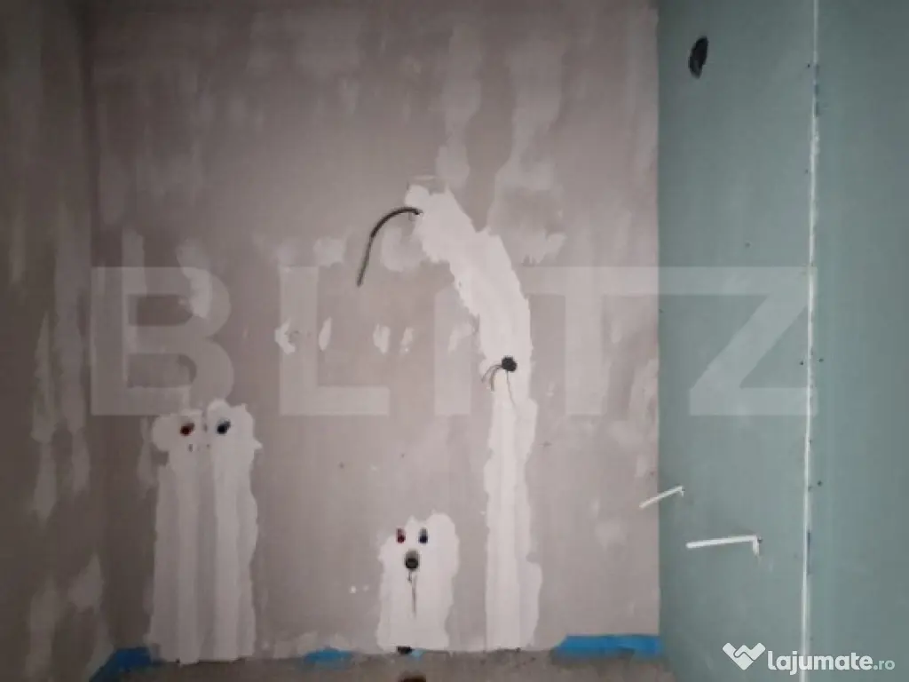 Apartamente 3 camere, 2 bai, FINISAT, terasa 111mp, Eroilor,