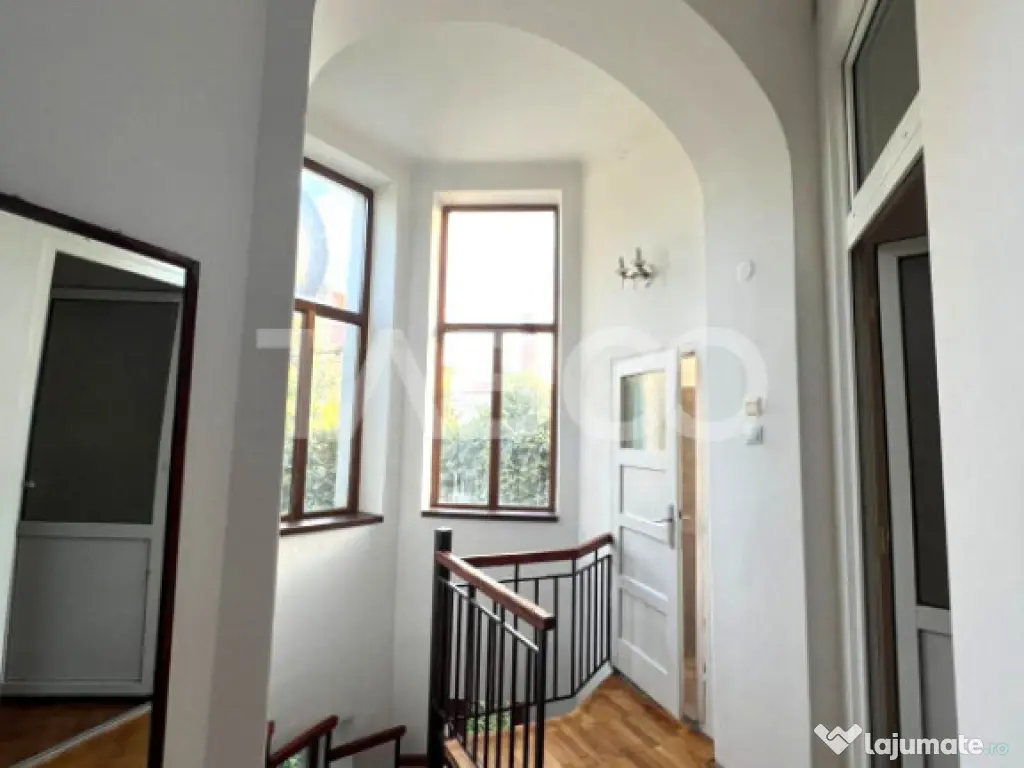 Apartament de vanzare cu 5 camere garaj zona Central din Sib 