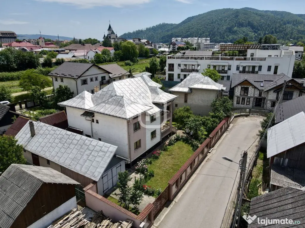 Pensiune si Casa Ultracentral | Gura Humorului | Arinis |... 