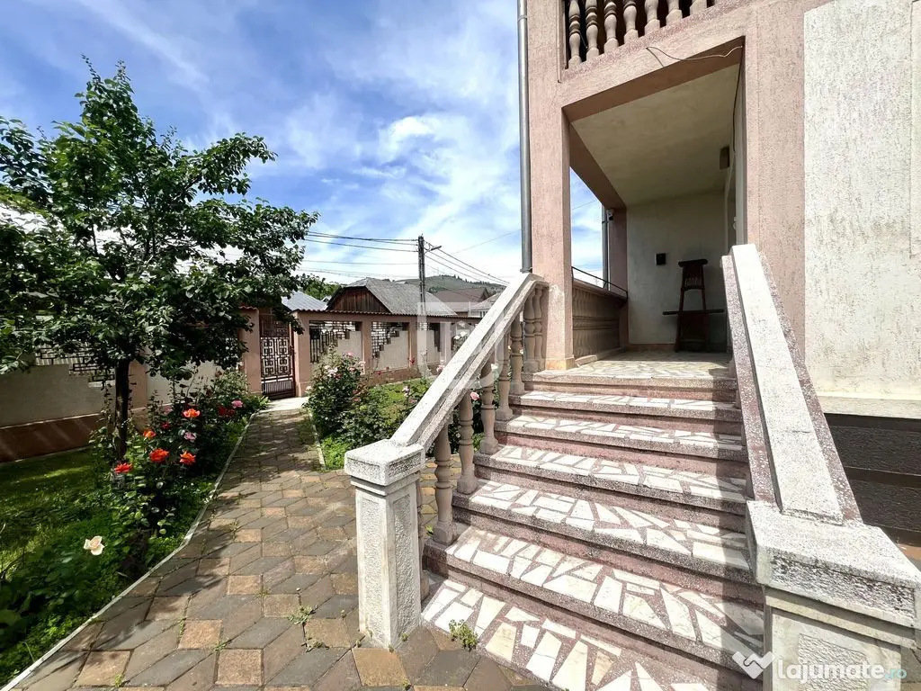 Pensiune si Casa Ultracentral | Gura Humorului | Arinis |... 