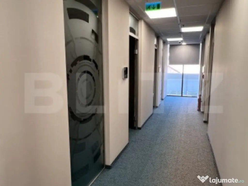 Cladire moderna zona centrala