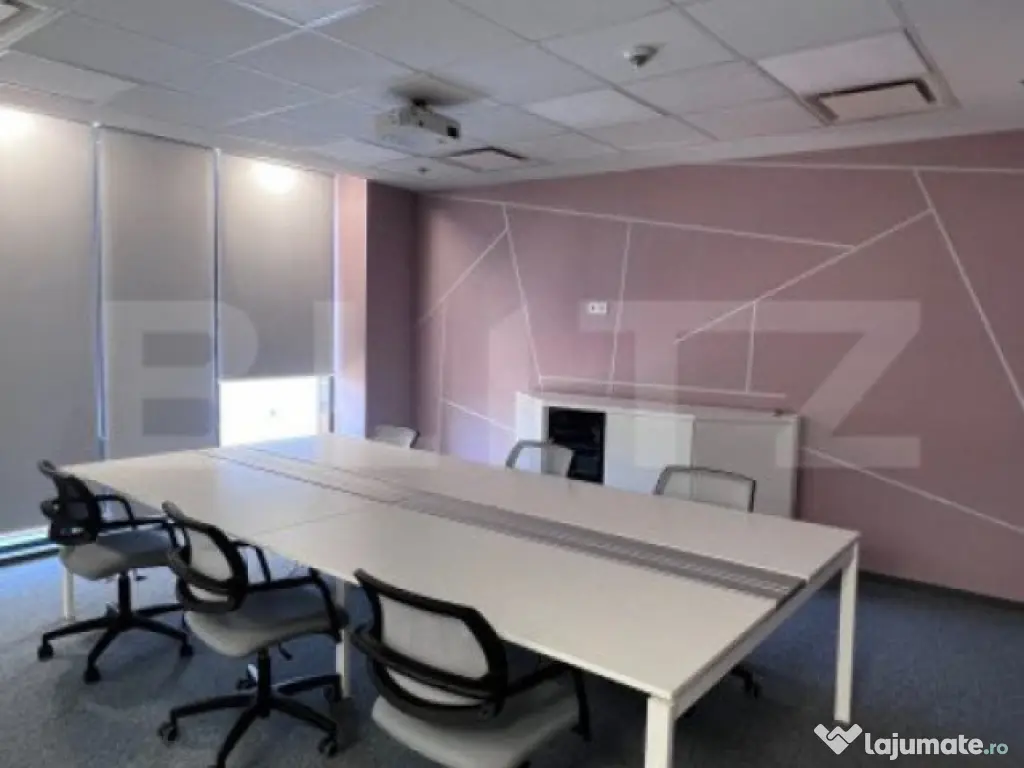 Cladire moderna zona centrala