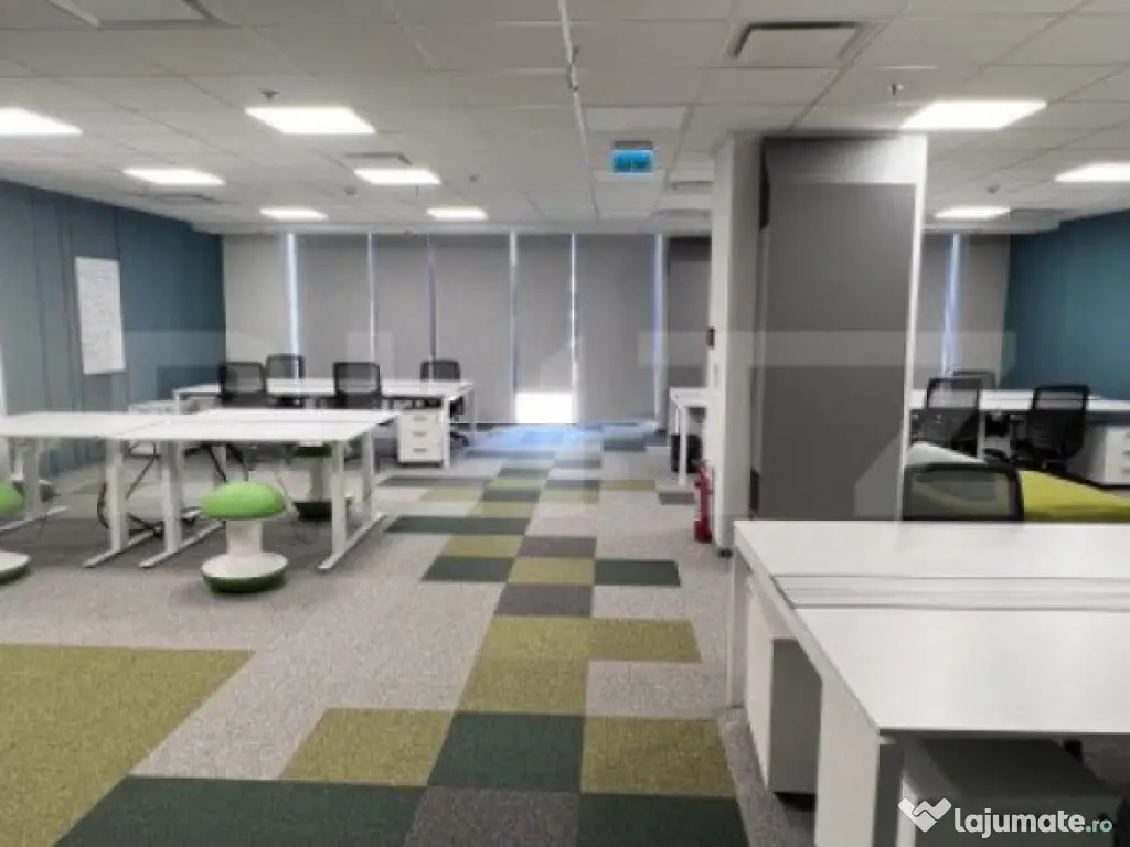 Cladire moderna zona centrala