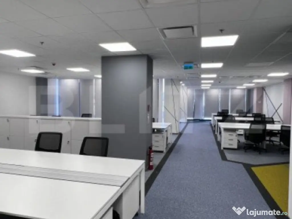 Cladire moderna zona centrala