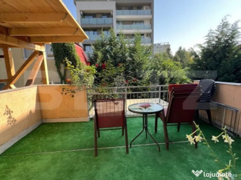 Imobil cu spatiu comercial si 4 apartamente, pe 417 mp teren