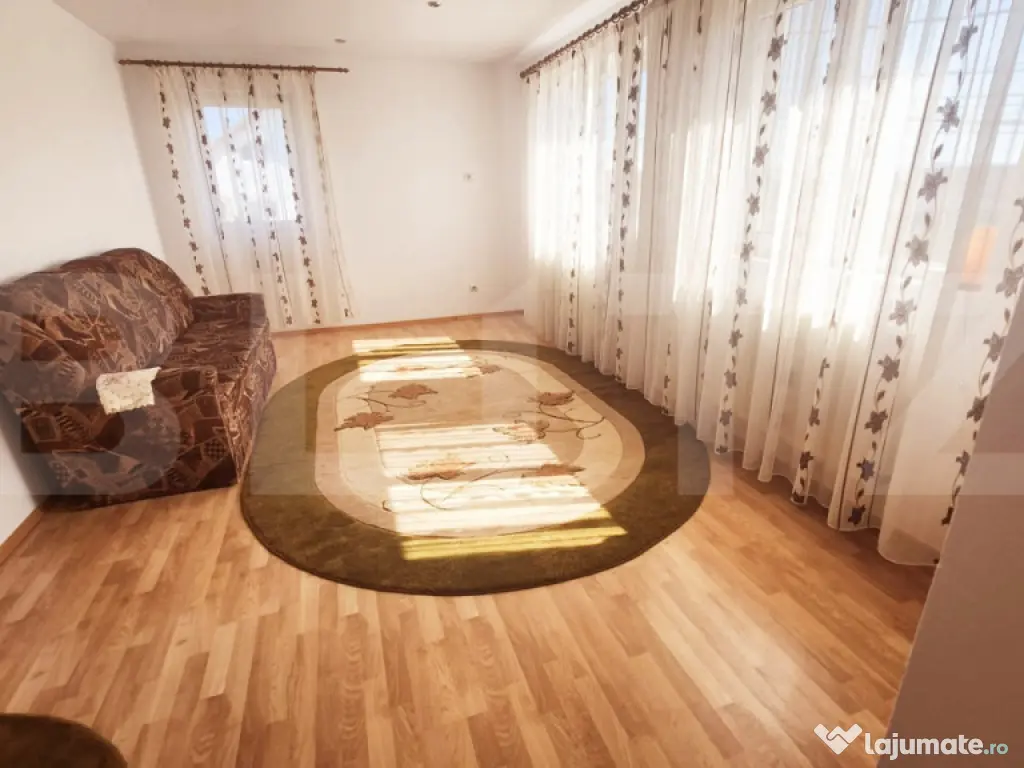 Apartament la casa,decomandat, 3 camere, Alba Iulia